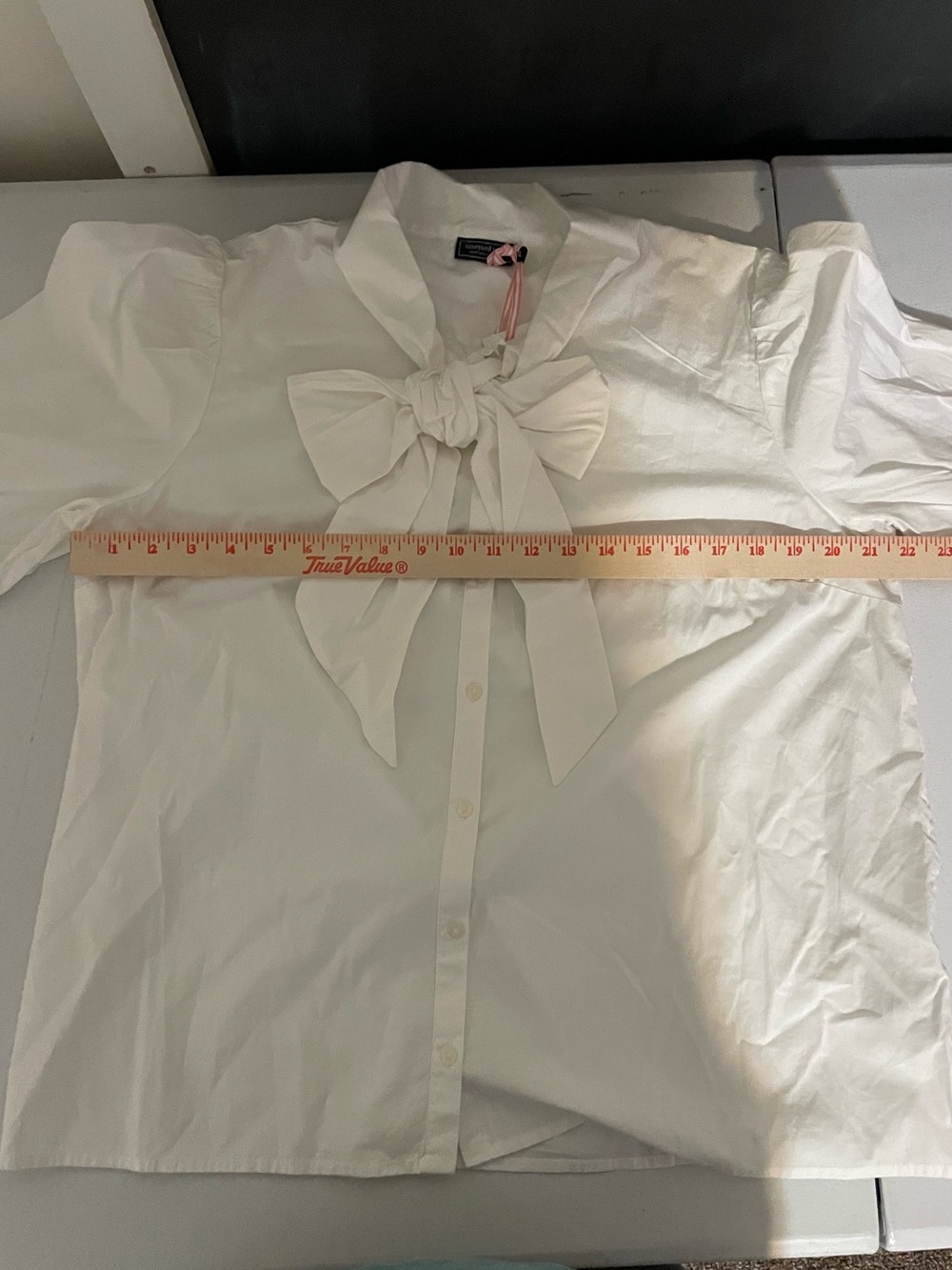Vineyard Vines White Bow-Tie Short Sleeve Blouse - Picture 6 of 7